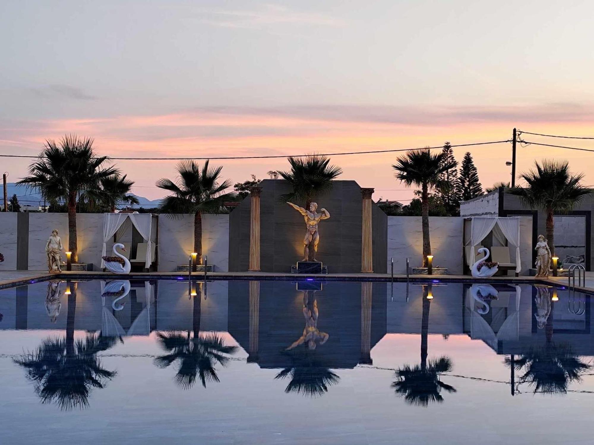 Paradice Hotel Luxury Suites-Near Zorbas Beach-Free Breakfast Stavros  Bagian luar foto